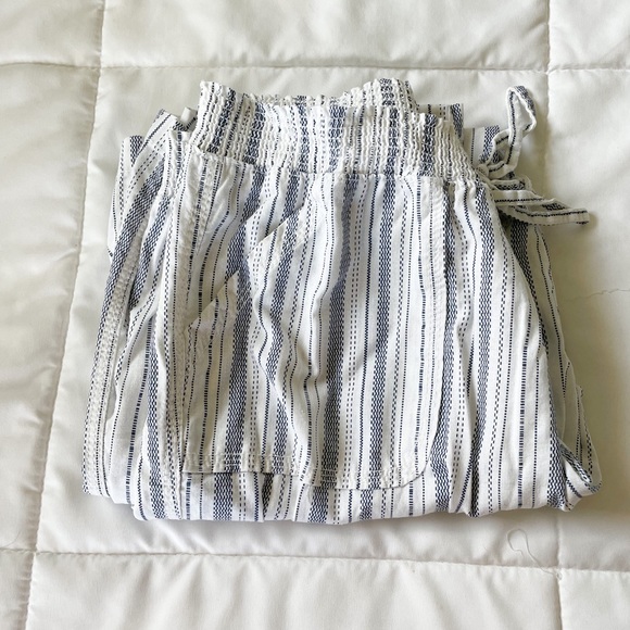 Linen Trousers - Picture 2 of 9